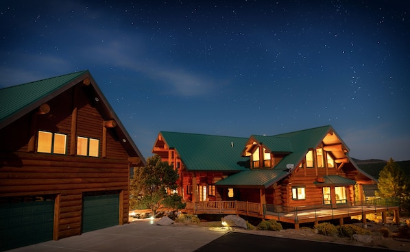 Lodge and Casita under a blanket of stars