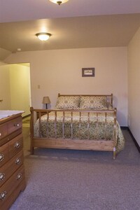 The Angler’s Nest is a spacious 1400 square foot, fully furnished apartment 