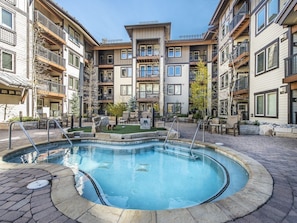 Huge 40 person hot tub with amazing views