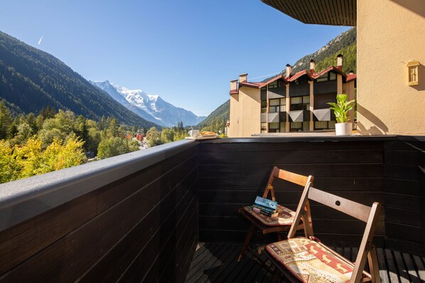 Balkon mit herrlichem Blick auf den Mont Blanc