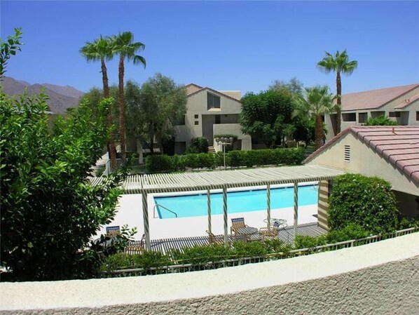 Pool View Living Room Balcony
W / Mountain Views