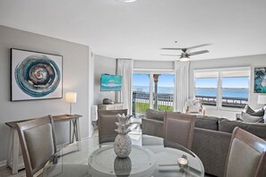 Living Room 4