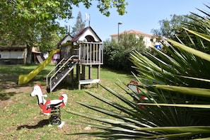 Esterni