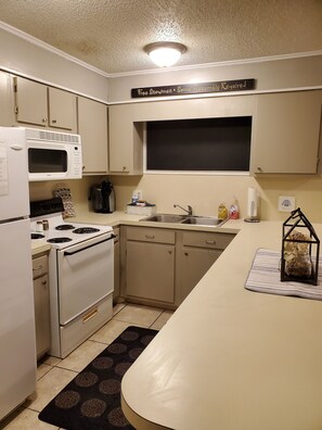 Fully Loaded Kitchen
