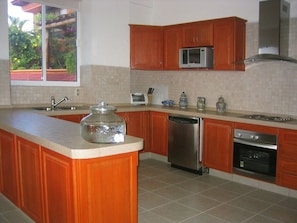 Open Kitchen (fully equipped and state-of-the-art appliances)