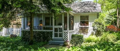 front door of cottage 5