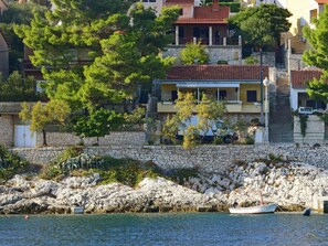 L'Eau, Bâtiment, Ressources En Eau, Propriété, Plante, Fenêtre, La Nature, Bleu Azur, Arbre, Lac