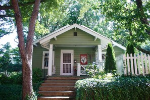 Side porch.