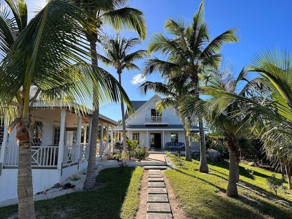 The Main Cottage is on the right, the Master Suite Cottage on the left.