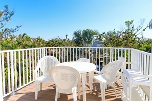 Front deck