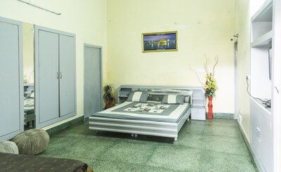 private room on ground floor near golden temple