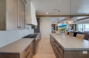 20 Kitchen