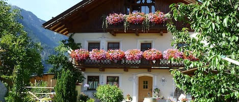 Haus Huberta im Sommer