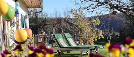 Herbst im Innenhof des Sonnenhaus Grandl