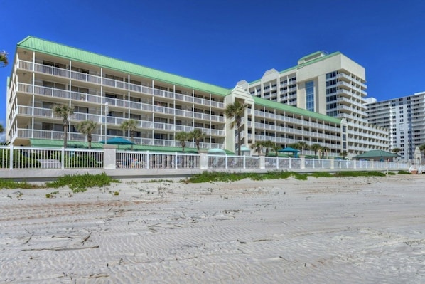 Daytona Beach Resort – Oceanside Resort