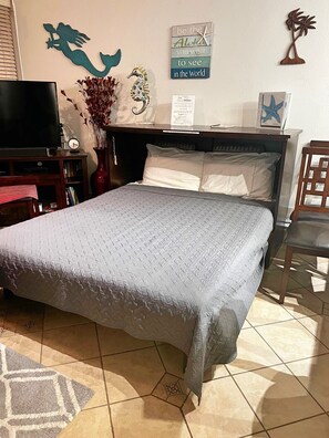 Open Queen sized cabinet bed with fully supported frame and tempurpedic mattress