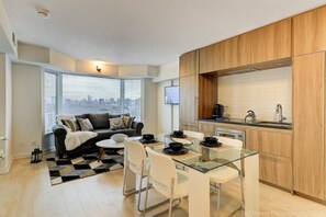 "Great location. Looks exactly the same as what the picture tells. Enjoy a lot."