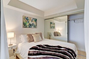 "Great place, clean, comfortable and perfect. Host was very helpful in accommodating a last minute booking. Would stay again!"