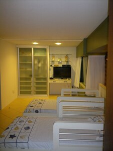 Casa Muro Alto c/ cozinheira e limpeza (5 qt/4 st) em Cond fechado alto padrão