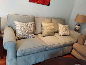 A new sofa upgrade April 2021