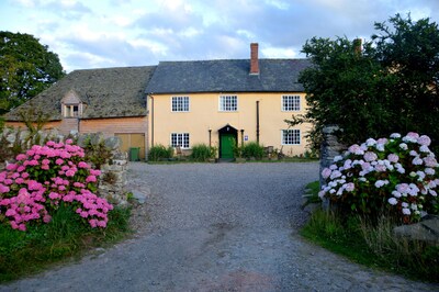 Teil des ehemaligen Bauernhauses Herefordshir, großer Garten im schönen Countrysid