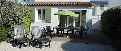 Cour et terrasse 58 m2