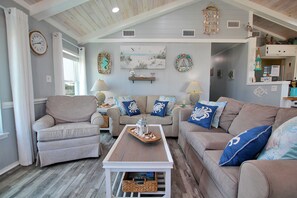 1 - Living Room (3)