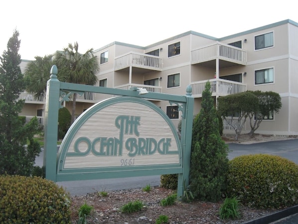 Ocean Bridge Villas Main Entrance