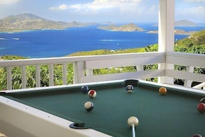 'Ten Ball in Thatch Cay!'