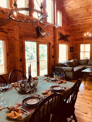 Cathedral living and dining room area