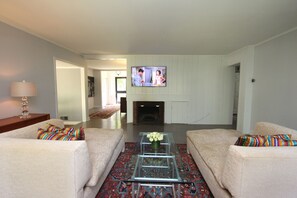 Exclusive & Bucolic Spot in Ideal Area with Heated & Private Pool