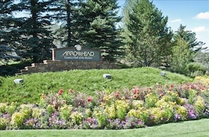 Arrowhead-an exclusive neighborhood & Beaver Creek's western ski access point