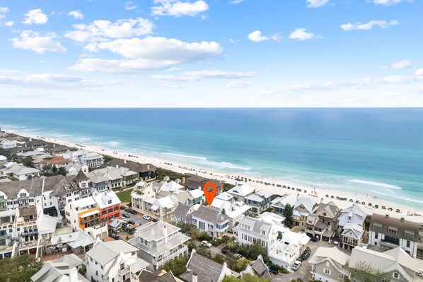 Providence Carriage was renovated in 2022 and is located 30 seconds from the Beach, Western Green, and the south end of Main St.
