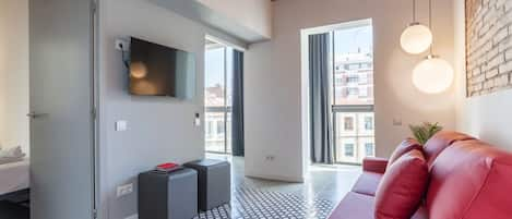 moderno-apartamento-terraza-piscina-eixample-barcelona