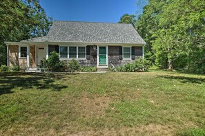 Front Exterior | Keyless Entry