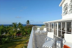 Bahama Mama's sundeck with 50-mile, 180-degree ocean view.