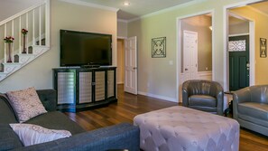 Living Room/60" TV