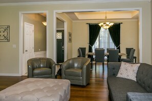 Living Room/Dining Room