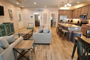 1 - Living Room (3)