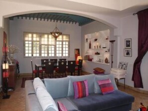 Salon