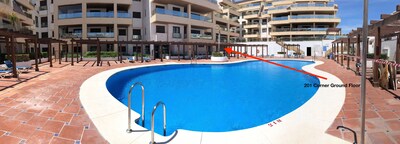 Duquesa (Manilva) F'line beach location/G’floor/2Bed-Bath/Garage/AirCon/24hr Sec