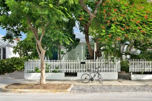 Caribbean Cottage Street View