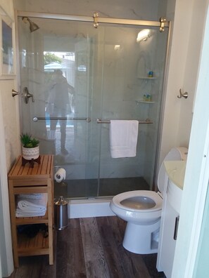 private bath 