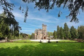 Dollarbeg Castle - front lawn
