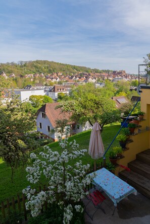 Terrasse mit Blick auf die Altstadt