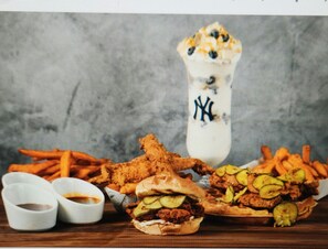 Yankee Stadium food