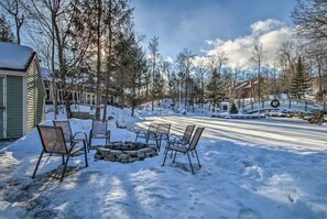 Exterior | Fire Pit