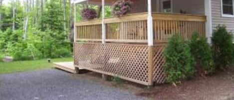 Large front porch ,with swing