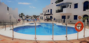 The pool at Mikonos, child secure area (supervision required) 