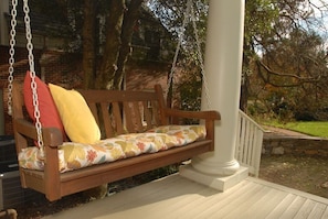 Front Porch swing - catch some rays!